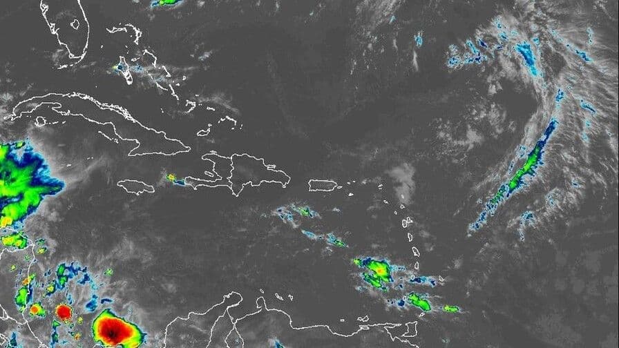 Onda tropical genera aguaceros en varias provincias dominicanas