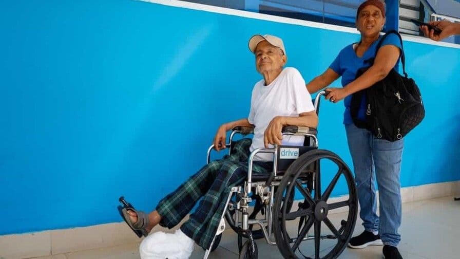 Paro nacional del CMD afecta consultas médicas en Santiago