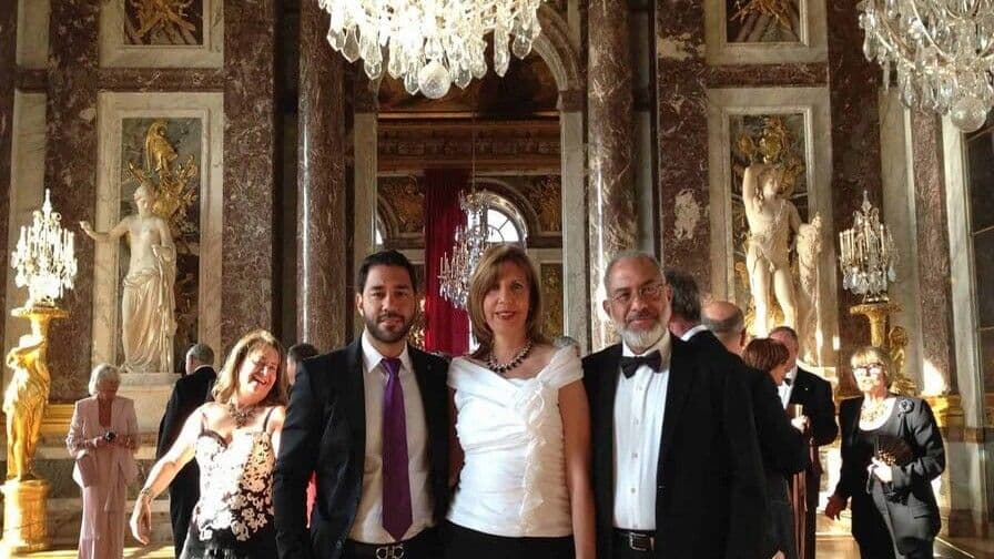 Persio Maldonado rinde homenaje póstumo a su esposa Cosette Bonnelly
