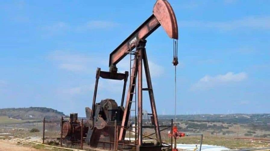 Caída de precios del petróleo tras negociaciones entre EE.UU. e Irán