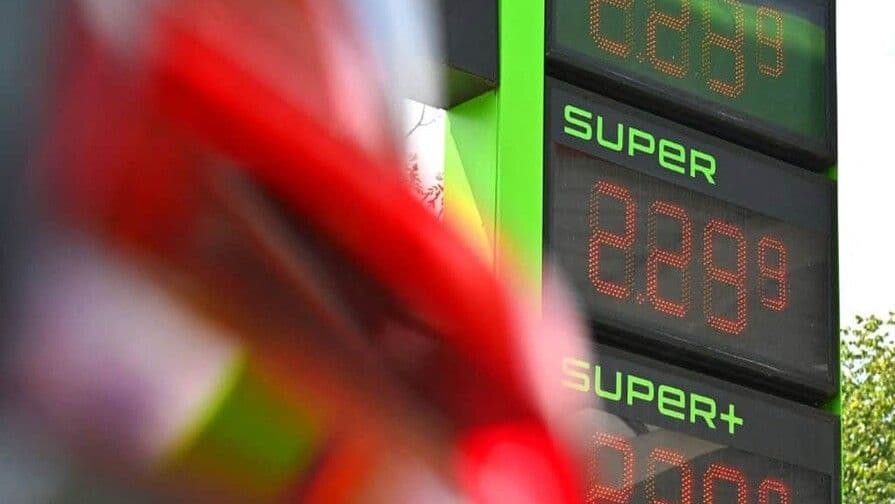 El petróleo de Texas sube un 2.75% ante expectativas de acuerdo en Ormuz