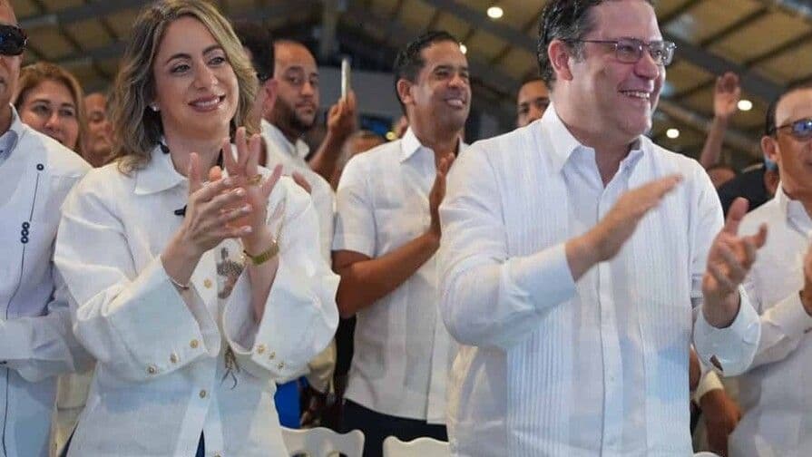 Presentan documento 'Hablemos PRM' para fortalecer el partido