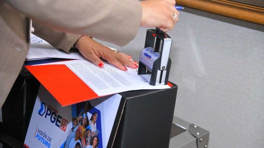 Presupuesto 2027 prioriza educación, salud y protección social