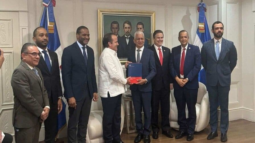 Senado recibe proyecto para modificar Ley de Alianzas Público-Privadas