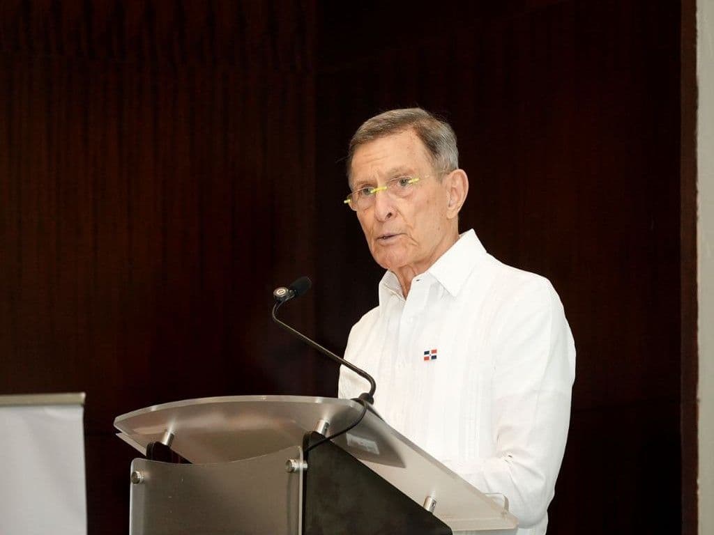 Canciller Roberto Álvarez busca fortalecer relaciones comerciales entre República Dominicana y México