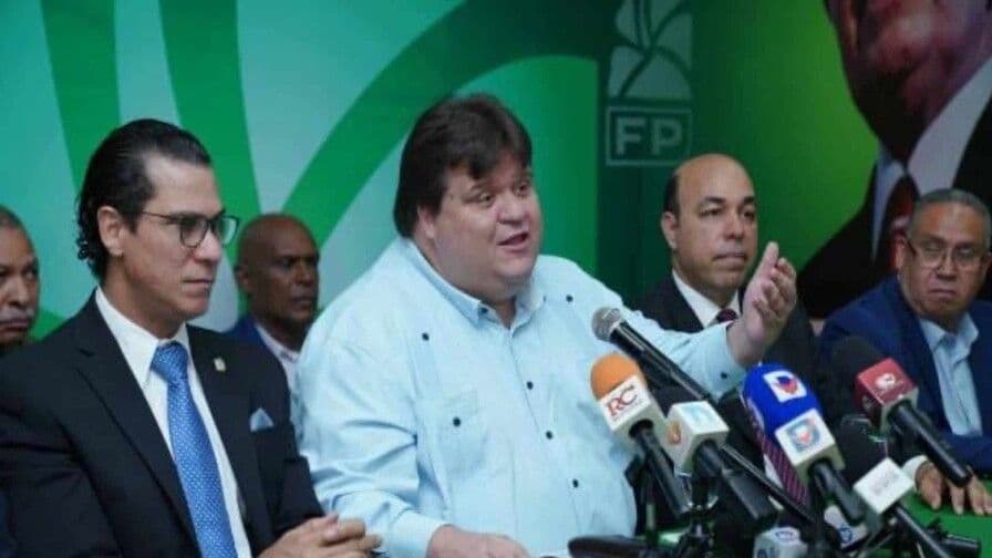Raúl Martínez solicita investigación sobre indemnización al Estado dominicano