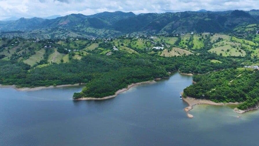 Recuperación de embalses en República Dominicana tras lluvias