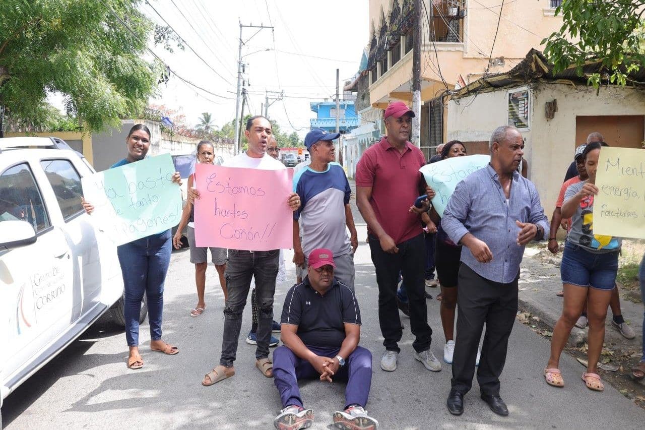 Protesta en Sabana Perdida por constantes apagones