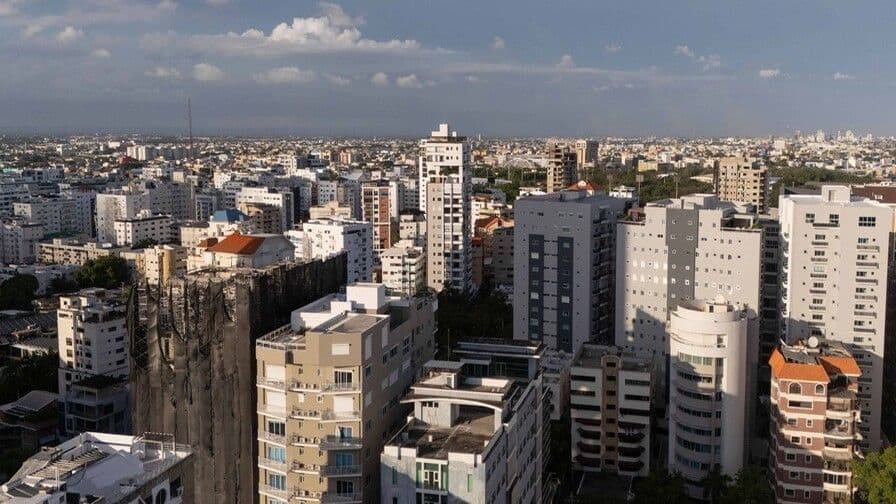 Revisión de torres es crucial para seguridad sísmica en República Dominicana