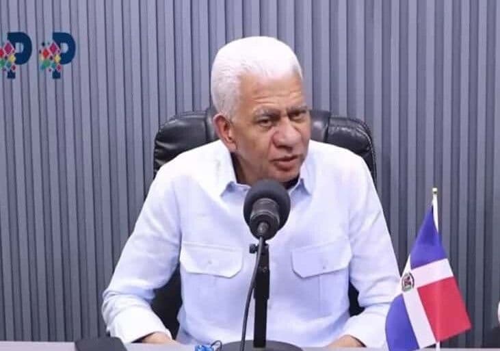 Ricardo de los Santos confía en victoria de Carolina Mejía para candidatura presidencial