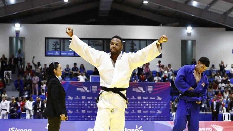 Robert Florentino conquista oro en los Juegos Centroamericanos y del Caribe 2026