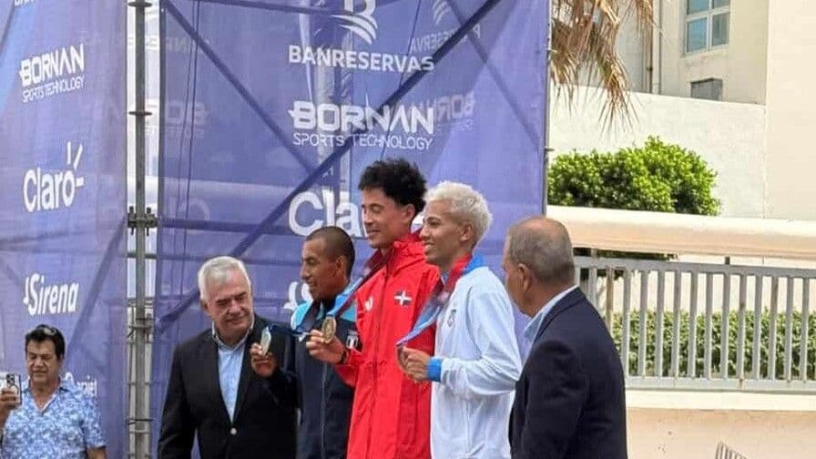 Álvaro Abreu conquista el oro en la media maratón de los Centroamericanos