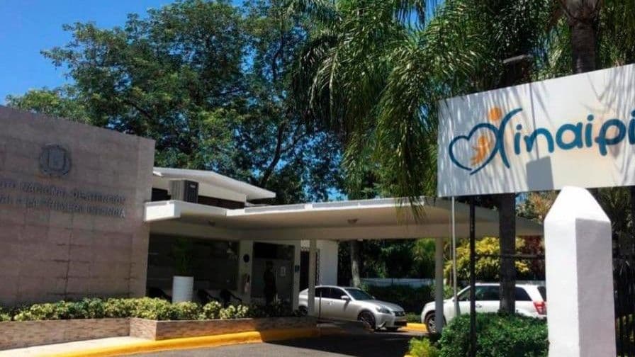 Inaipi investiga posible colusión en licitación de alimentos
