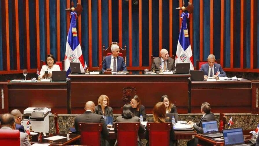 Senado aprueba préstamos del BID para seguridad vial y manejo del río Yuna