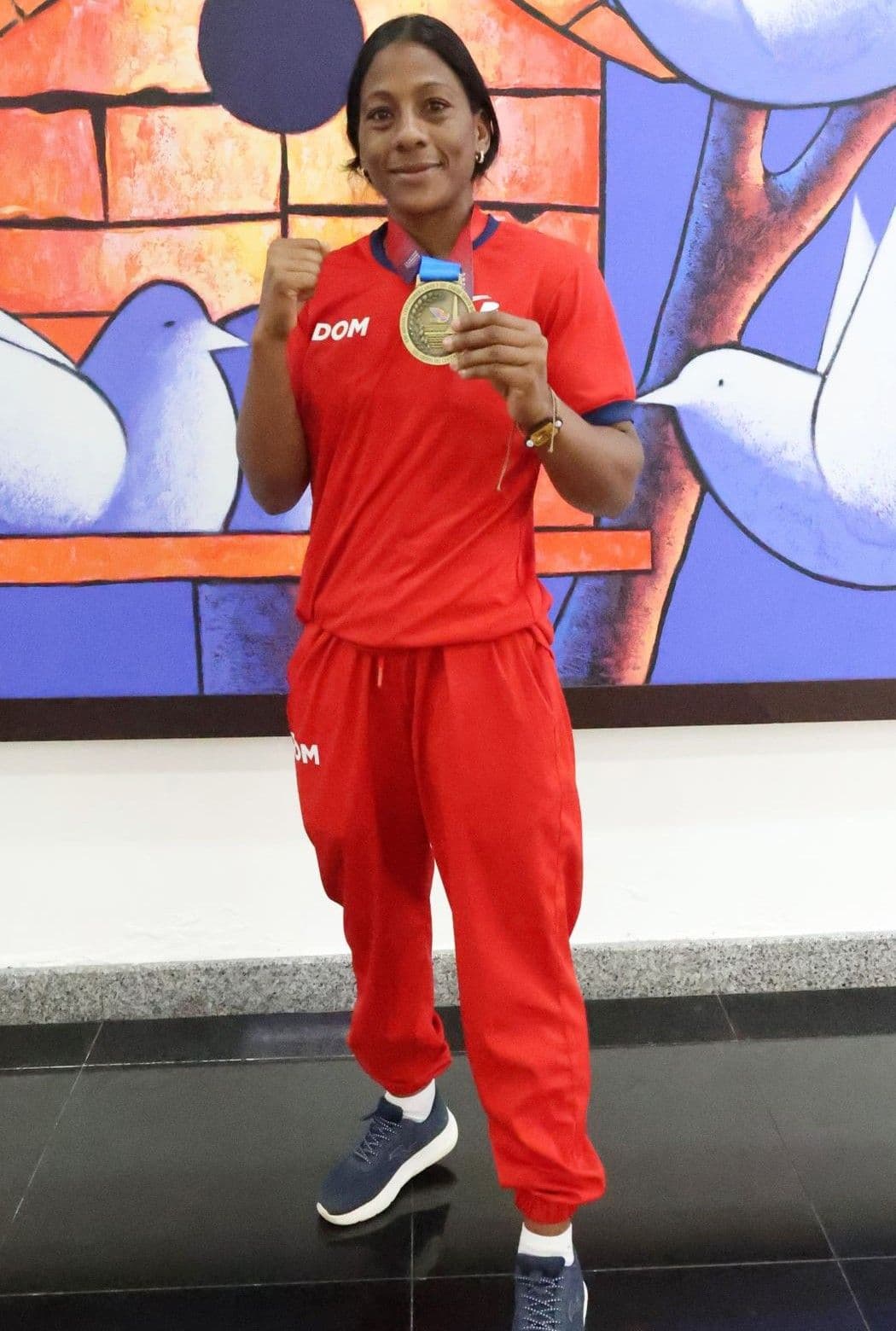 Estefani Almánzar conquista oro en boxeo en los Juegos Centroamericanos