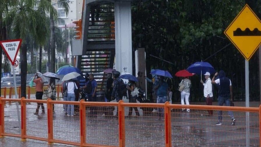 Ministerio de Trabajo solicita flexibilizar labores por lluvias en alerta amarilla