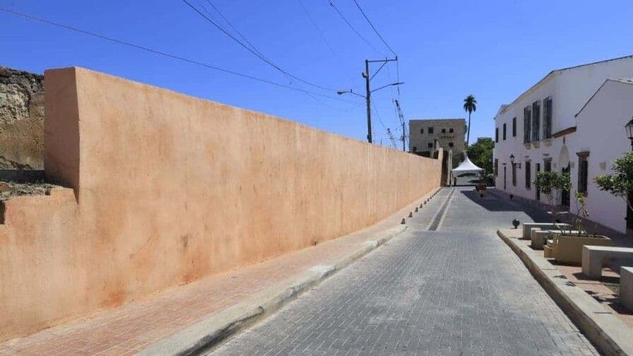Turismo invierte RD$61.5 millones en calles de la Ciudad Colonial