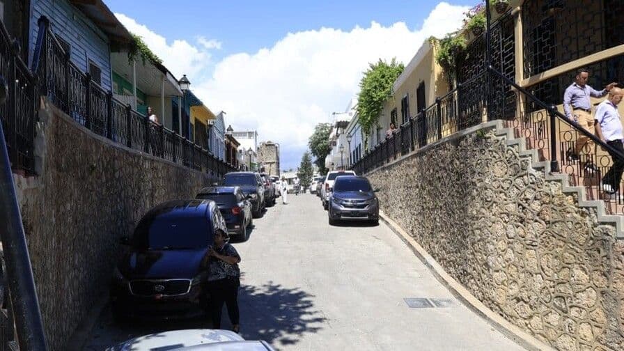 Turismo finaliza remozamiento de calles en la Ciudad Colonial