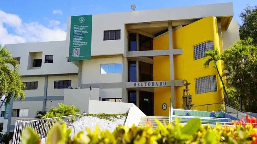 Utesa aborda caso de presunto abuso sexual a estudiante