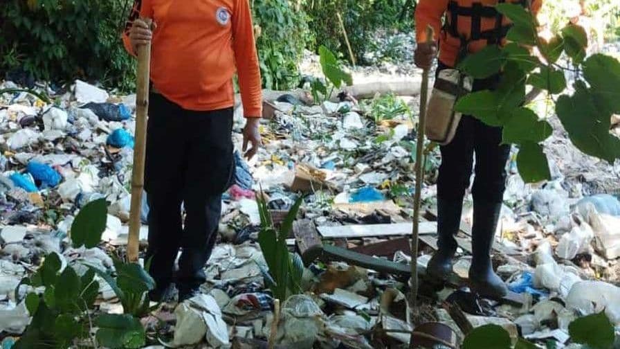 Dos menores desaparecidos tras crecida de canaleta en Elías Piña