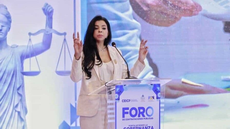 Yeni Berenice advierte sobre la corrupción en la administración pública
