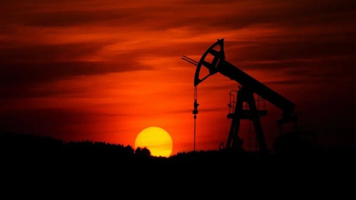 El petróleo de Texas baja un 2,25 % ante señales de diálogo entre EE.UU. e Irán